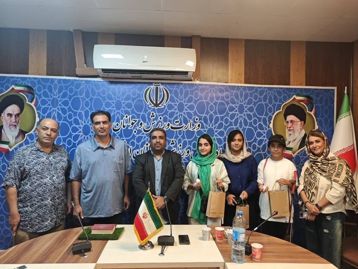 برگزاری مراسم بدرقه دختران گلفر شمال‌شرق تهران